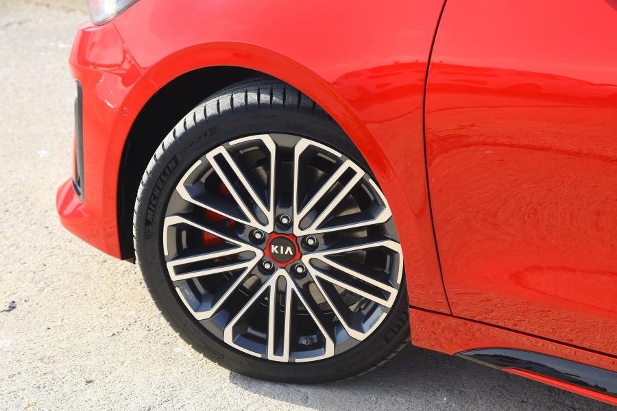Колеса Kia ProCeed GT 2019 года  (WW) (фото 11 из 46)